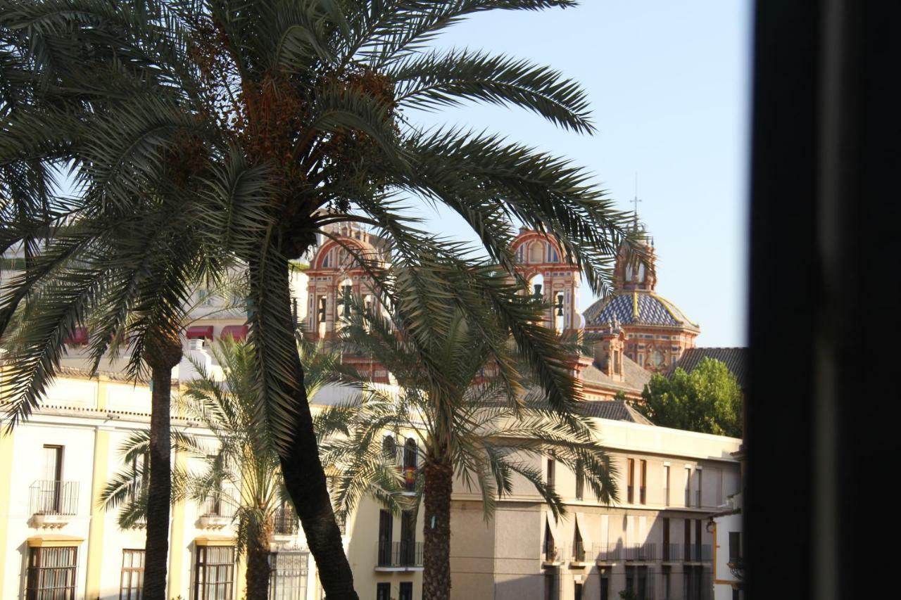 Luxurious 2 Bedroom Flat In A Historic Building Sevilla Kültér fotó