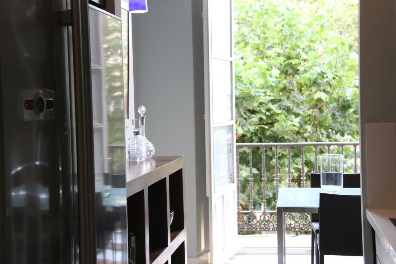 Luxurious 2 Bedroom Flat In A Historic Building Sevilla Kültér fotó