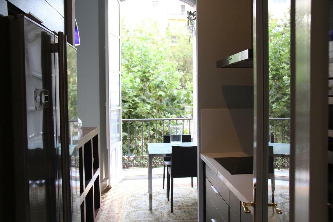 Luxurious 2 Bedroom Flat In A Historic Building Sevilla Kültér fotó