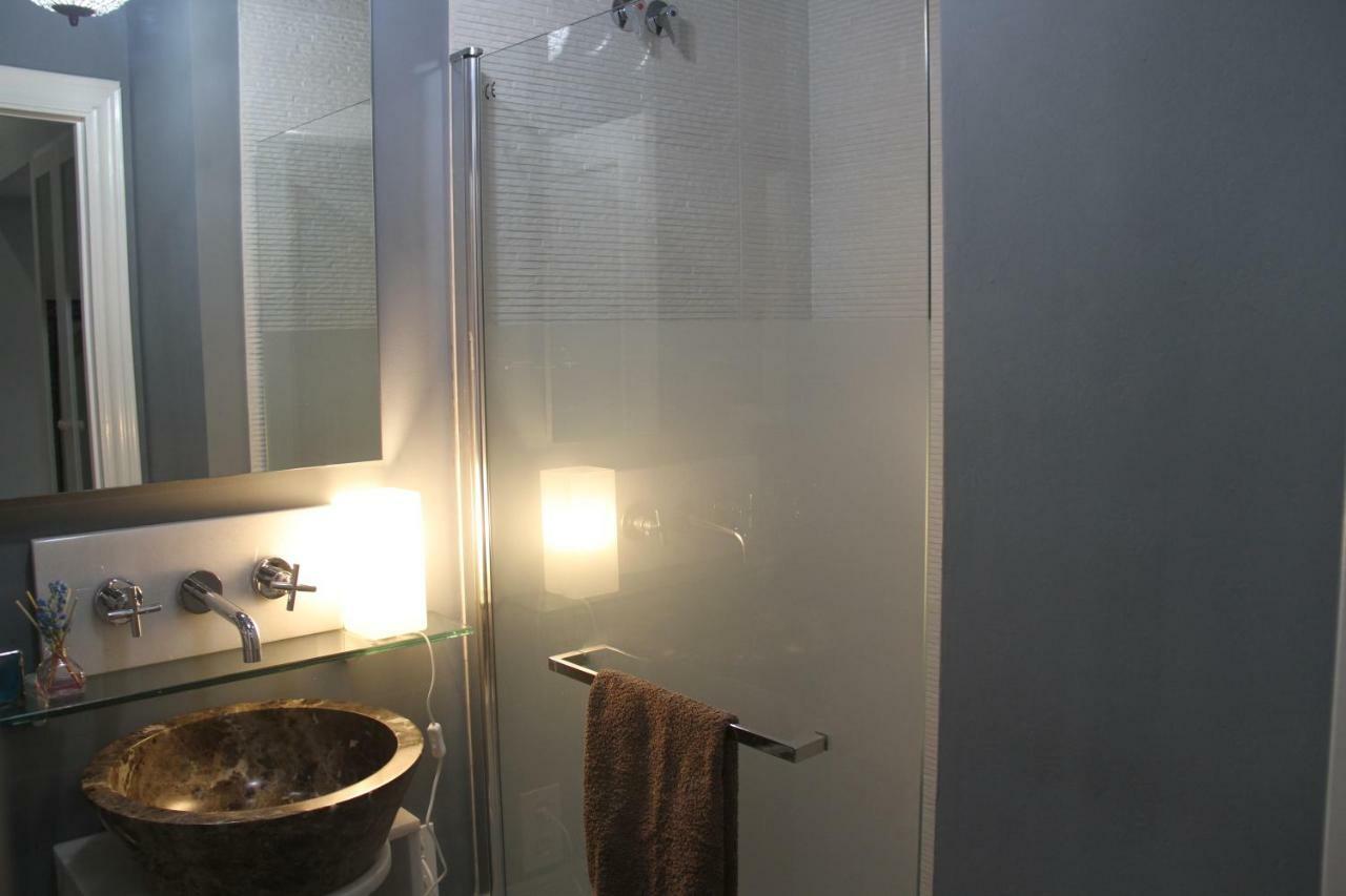 Luxurious 2 Bedroom Flat In A Historic Building Sevilla Kültér fotó